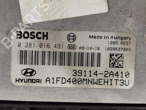 Engine control unit (ECU) HYUNDAI i30 (FD)  | BP18060043M57 