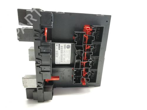 Used Fuse box VW TOURAN (1T1, 1T2) 2.0 TDI (136 hp) 26974118