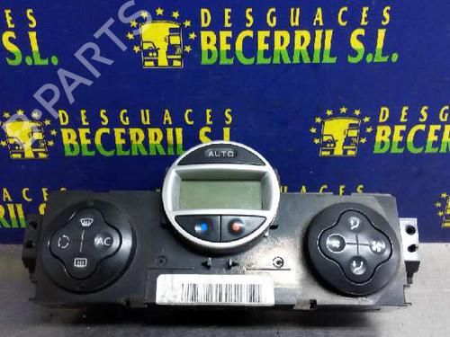 Used Climate control RENAULT MEGANE II (BM0/1_, CM0/1_) 1.5 dCi (BM1E, CM1E) (106 hp) 8448699