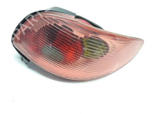 Achterlicht rechts PEUGEOT 206 CC (2D) 1.6 HDi 110 (109 hp) 30937228