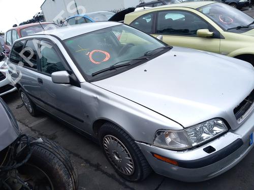 Brugte VOLVO V40 Estate (645) 1.9 DI (102 hp) 4340217