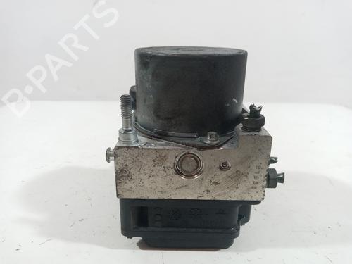 Used ABS pump NISSAN MICRA III (K12) [2002-2010]  8477064