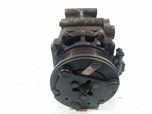 Used AC compressor FORD FOCUS I (DAW, DBW) [1998-2009]  8653662