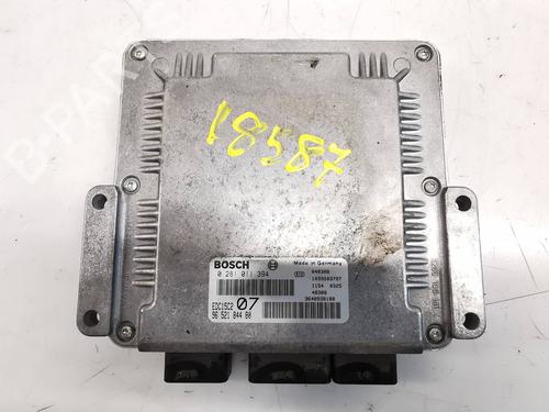 Used Engine control unit (ECU) CITROËN C5 II (RC_) [2004-2008]  22104975