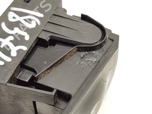 Switch RENAULT KOLEOS I (HY_) 2.0 dCi (HY0K) | BP21811886I30 - Image 3