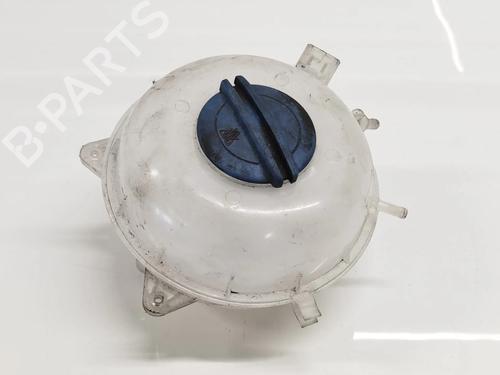 Used Expansion tank VW TRANSPORTER T5 Bus (7HB, 7HJ, 7EB, 7EJ) 2.0 TDI (140 hp) 13517658