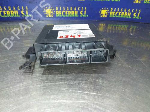 Used Fuse box FORD FOCUS I (DAW, DBW) 1.8 Turbo DI / TDDi (90 hp) 8431976
