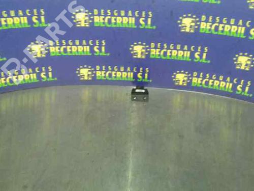 right-rear-window-switch-opel-vectra-c-z02-20-dti-16v-f69-2002-2003-2004-2005-2006-2007-2008-2009-8429075 main image