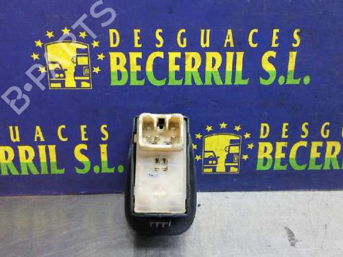 Right rear window switch HYUNDAI ACCENT II (LC) 1.5 CRDi | BP8441137I28 
