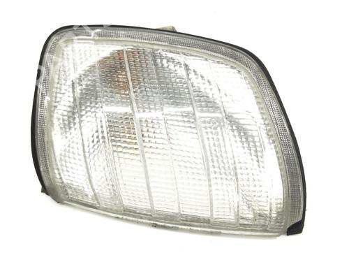 Blinklys fortil venstre MERCEDES-BENZ 124 Saloon (W124) 300 D (124.130) (113 hp) 31980565