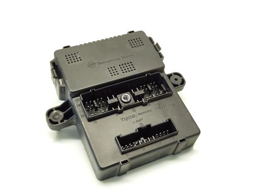 Used Electronic module SSANGYONG RODIUS I 2.7 Xdi (163 hp) 26182482