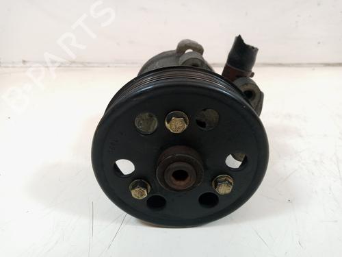 Used Steering pump RENAULT MEGANE I (BA0/1_) [1995-2004]  8465474