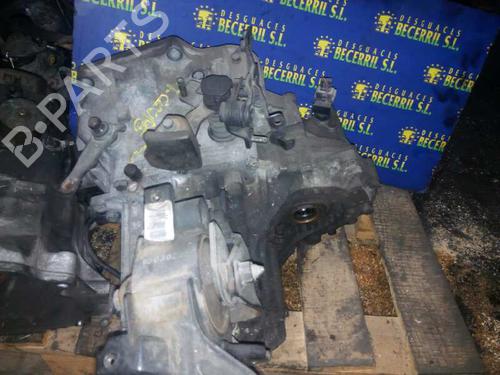 Used Gearbox HYUNDAI COUPE I (RD) 1.6 16V (116 hp) 8436904