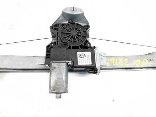 Rudehejsemekanisme Højre foran RENAULT CAPTUR I (J5_, H5_) 1.5 dCi 90 (J5N4, J5M5, J5MW, J5M6, J5AL, J5AJ) | BP30302826C23