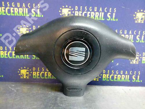 Used Driver airbag Driver airbag SEAT LEON (1M1) 1.9 TDI (90 hp) 8451962 8451962