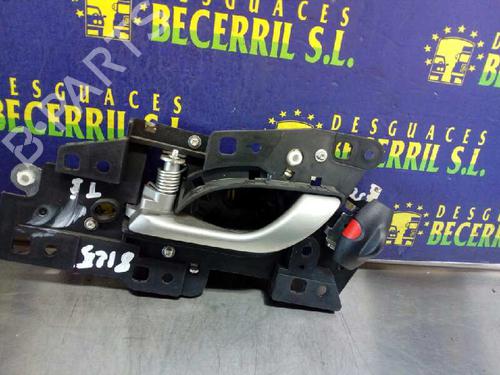Used Rear left interior door handle HONDA CIVIC VIII Hatchback (FN, FK) 2.2 CTDi (FK3) (140 hp) 8457377