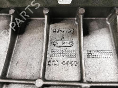 Used Valve cover LAND ROVER DEFENDER Station Wagon (L316, L315) 2.5 Td5 4x4 (L316) (122 hp) 14024600