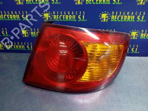 Used Right taillight HYUNDAI ELANTRA III (XD) 1.6 (107 hp) 8445149