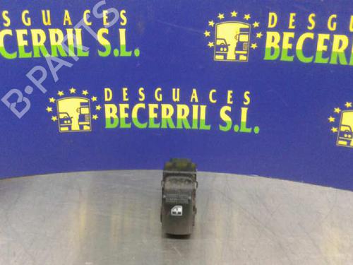 Used Right rear window switch KIA SORENTO I (JC) 2.5 CRDi 4WD (140 hp) 8445420