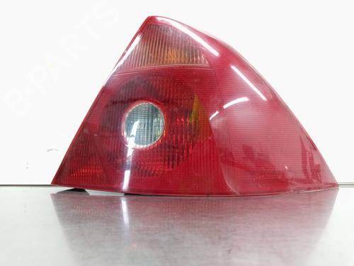 Used Right taillight FORD MONDEO III (B5Y) [2000-2007]  8467494
