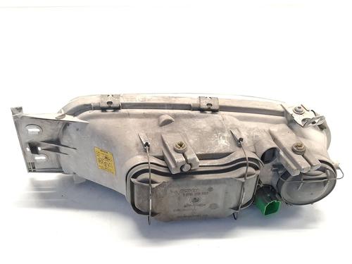 Right headlight FORD FIESTA IV (JA_, JB_) 1.25 i 16V | BP30135042C29