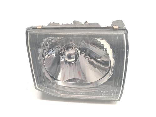Used Right headlight MITSUBISHI PAJERO II (V3_W, V2_W, V4_W, V5_W) 2.8 TD (V46W, V26W) (125 hp) 30384968