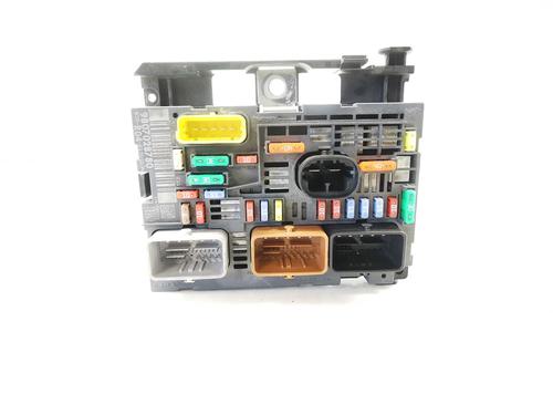 Used Fuse box Fuse box 38735319 38735319