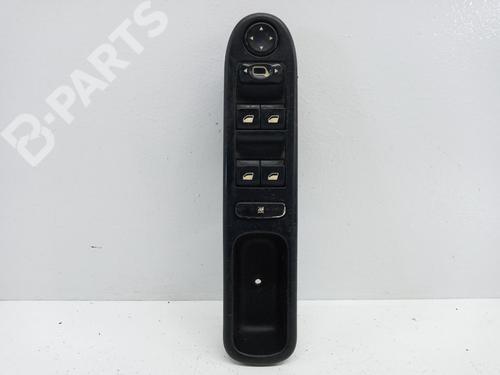 Used Left front window switch Left front window switch PEUGEOT 207 CC (WD_) 1.6 HDi (109 hp) 8921122 8921122