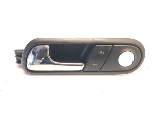 Used Front left interior door handle Front left interior door handle 38757063 38757063
