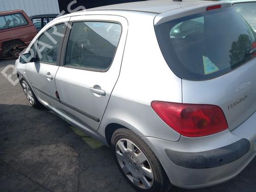 Fuse box PEUGEOT 307 (3A/C) 2.0 HDi 110 | BP30396258E1