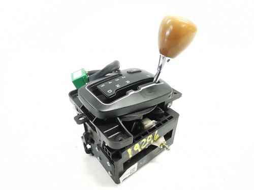 gear-lever-jaguar-s-type-ii-x200-1998-1999-2000-2001-2002-2003-2004-2005-2006-2007-2008-37800667 main image
