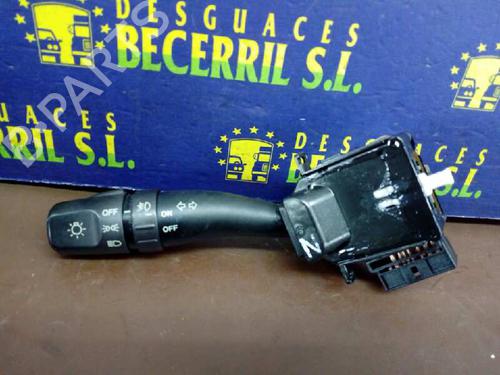Used Headlight switch HYUNDAI TRAJET (FO) 2.0 CRDi (113 hp) 8458835