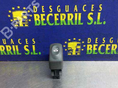 right-front-window-switch-renault-scenic-i-mpv-ja01_-fa0_-19-dci-ja05-ja1f-1999-2000-2001-2002-2003-2004-2005-2006-2007-2008-2009-2010-8440203 main image