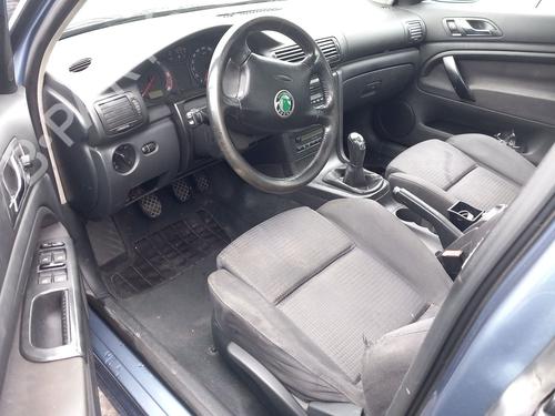 Engine control unit (ECU) SKODA SUPERB I (3U4) 2.0 TDI | BP27273090M57 