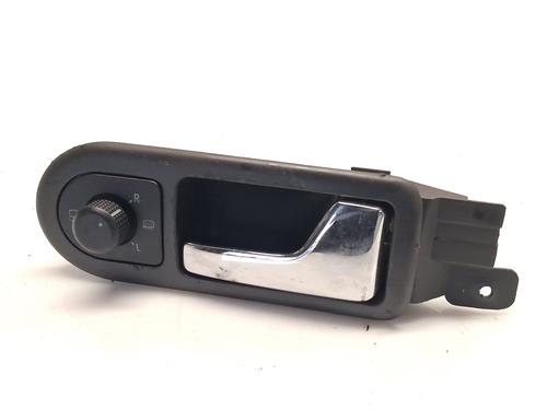 Used Front right interior door handle VW PASSAT B5 (3B2) 1.8 T (150 hp) 29823007