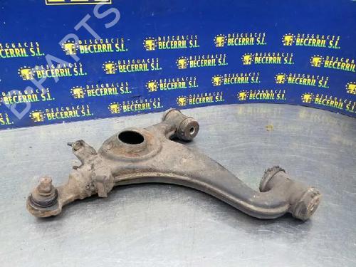 Used Left front suspension arm MERCEDES-BENZ E-CLASS (W124) E 300 Turbo-D (124.133) (147 hp) 8447048