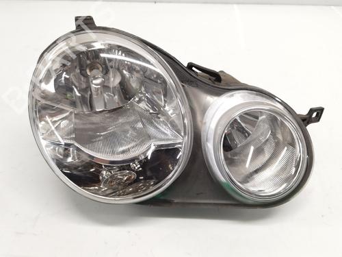 Used Right headlight VW POLO (9N_, 9A_) 1.4 16V (75 hp) 27515046