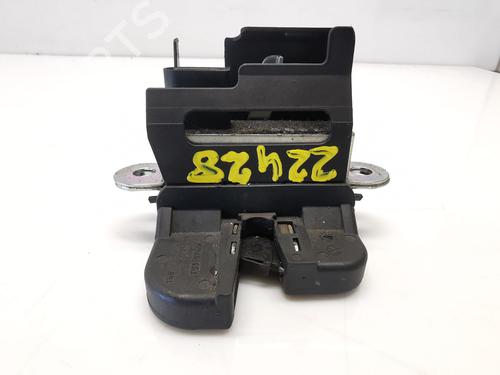 Bagklap lås Bagklap lås VW GOLF V (1K1) 1.9 TDI (105 hp) 35777641 35777641