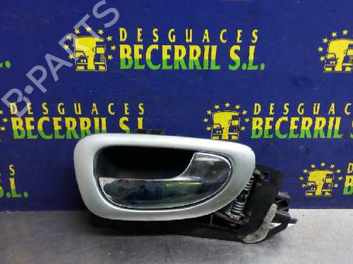 Front right interior door handle PEUGEOT 307 Break (3E) 2.0 HDI 90 (90 hp) 8449727