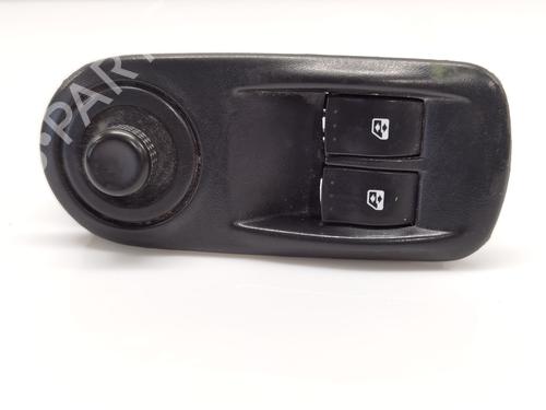 left-front-window-switch-nissan-primastar-bus-x83-2001-34114466 main image