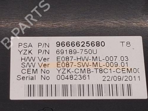 Instrument cluster PEUGEOT 5008 (0U_, 0E_) 1.6 HDi | BP30154035C47 