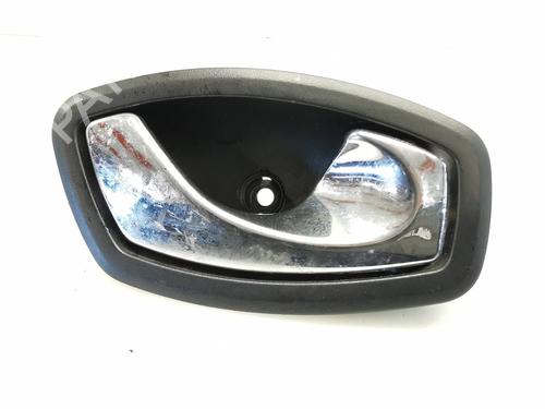 Used Front right exterior door handle RENAULT MEGANE III Hatchback (BZ0/1_, B3_) [2008-2025]  21224849