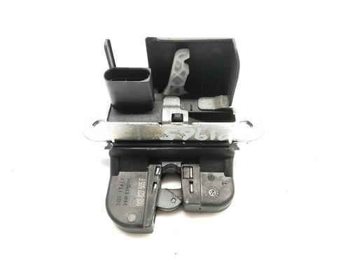 Used Tailgate lock VW GOLF V (1K1) 1.9 TDI (105 hp) 32773674