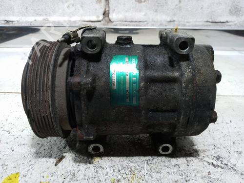 Used AC compressor RENAULT ESPACE III (JE0_) 2.2 D (114 hp) 8444779