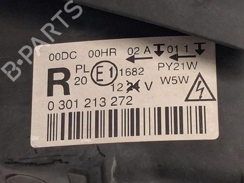 Right headlight PEUGEOT 407 (6D_) 2.0 HDi 135 (6DRHRH, 6DRHRE, 6DRHRG, 6DRHRJ) | BP31048105C29 