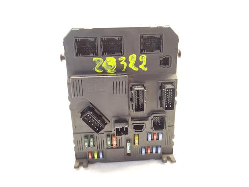 Used Fuse box Fuse box CITROËN XSARA PICASSO (N68) 1.6 HDi (90 hp) 40079365 40079365