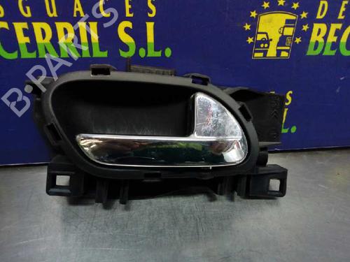 Used Rear right interior door handle PEUGEOT 3008 I MPV (0U_) 1.6 HDi (109 hp) 8444001