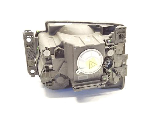 Right headlight LAND ROVER DISCOVERY III (L319) 2.7 TD 4x4 | BP29308025C29 
