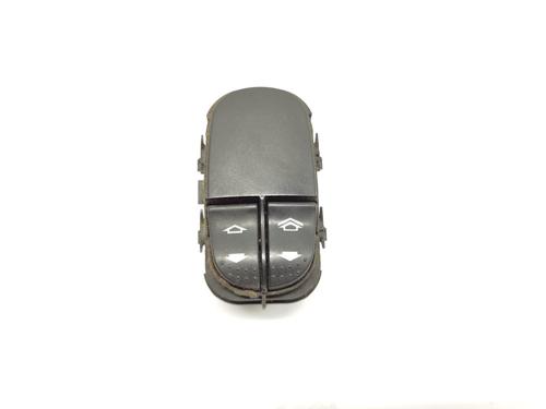 Used Left front window switch Left front window switch FORD FOCUS I (DAW, DBW) 1.8 Turbo DI / TDDi (90 hp) 34522795 34522795