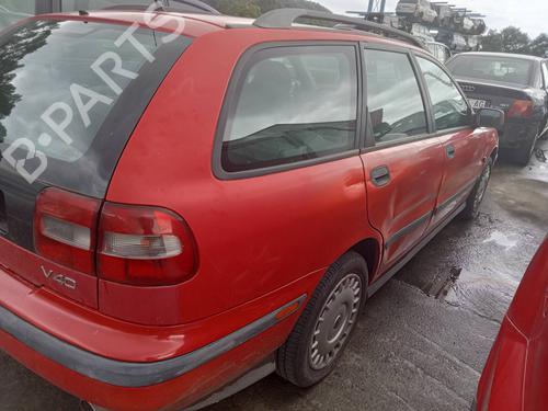 Left front indicator VOLVO V40 Estate (645) 1.8 | BP10654553C32 